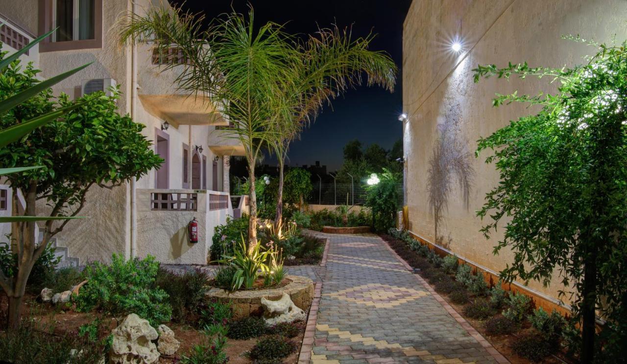 Le Palme Apartamento Mália Exterior foto